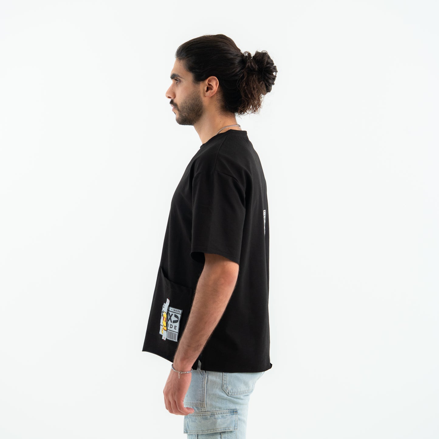 THE TEE IN BLACK