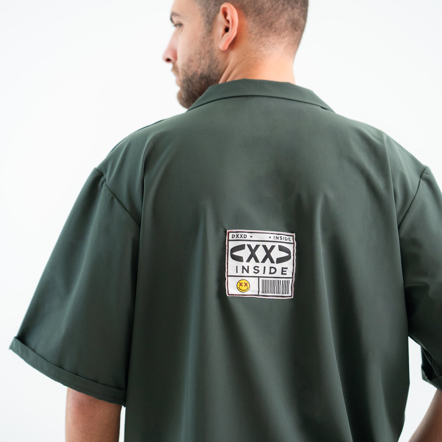 THE SHIRT IN GREEN