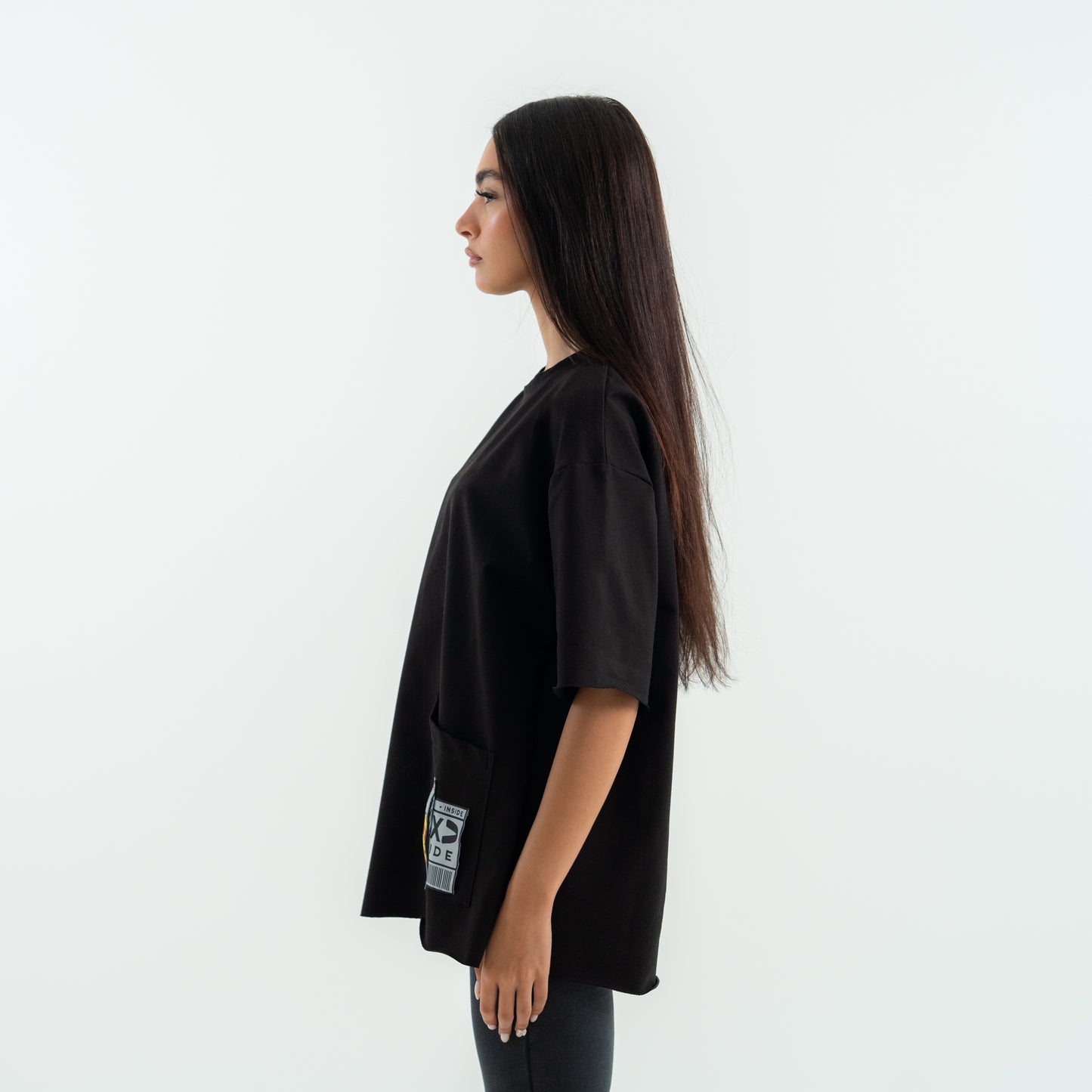 THE TEE IN BLACK