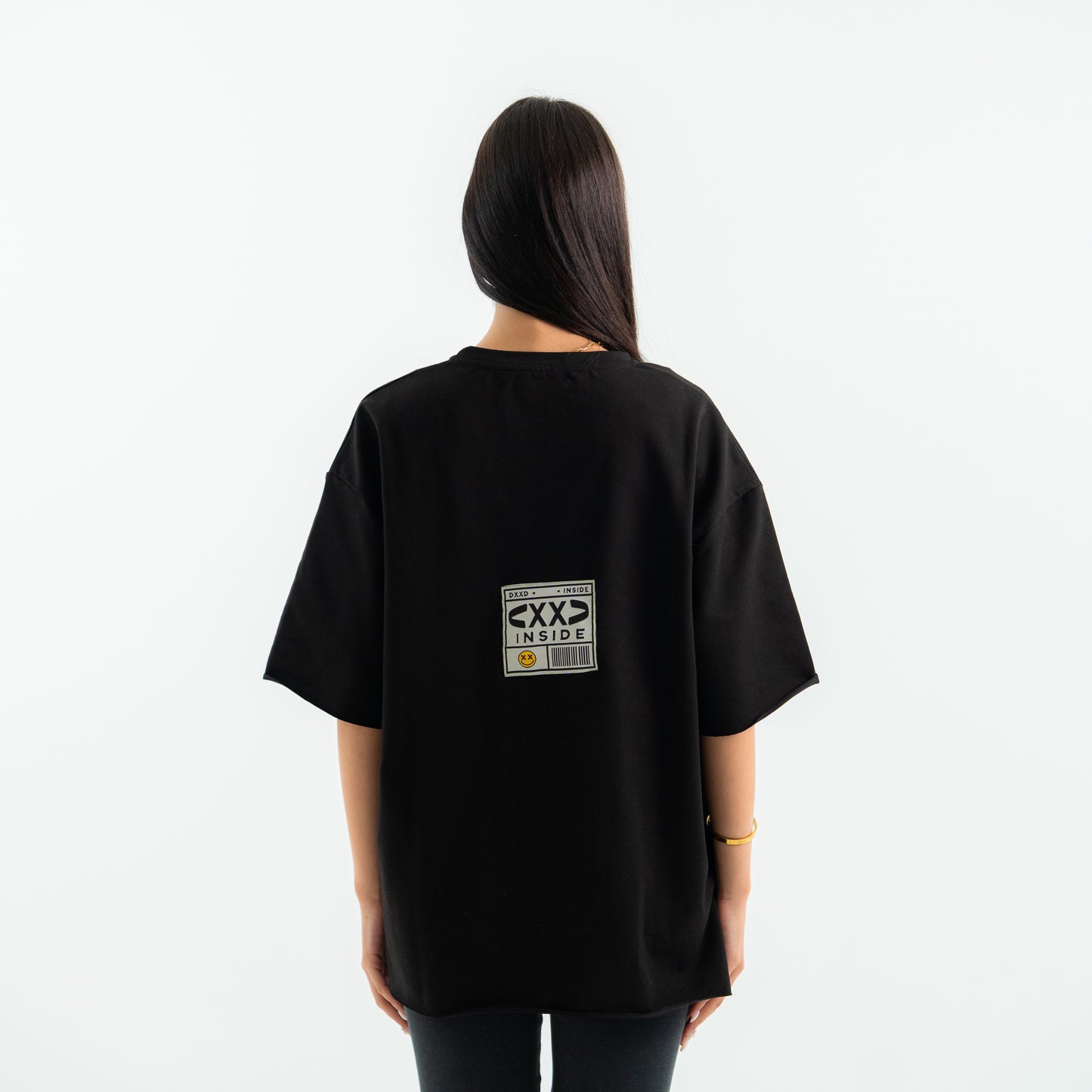 THE TEE IN BLACK