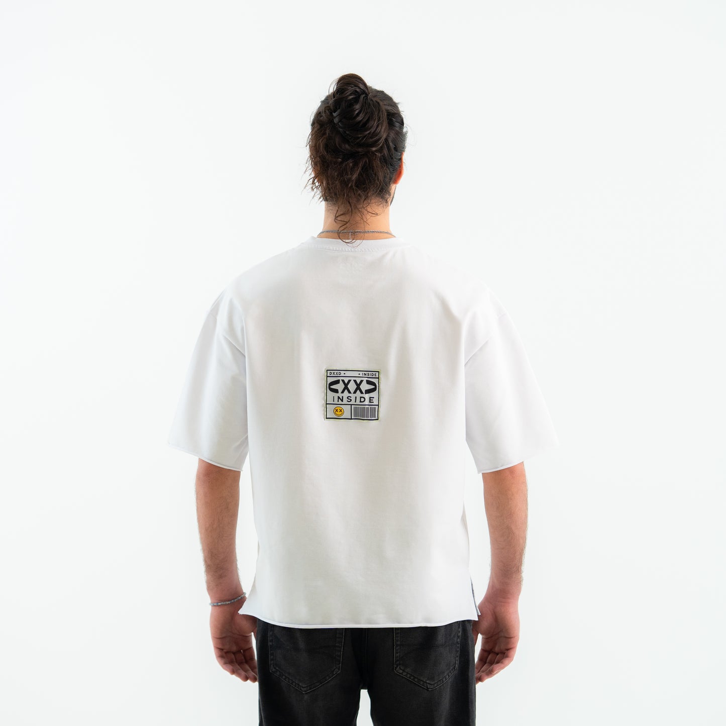 THE TEE IN WHITE