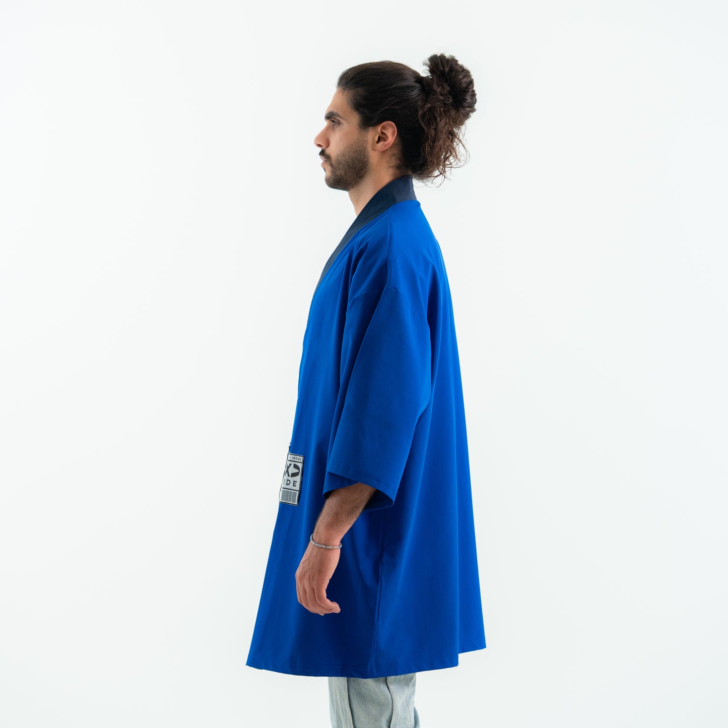 THE KIMONO IN BLUE